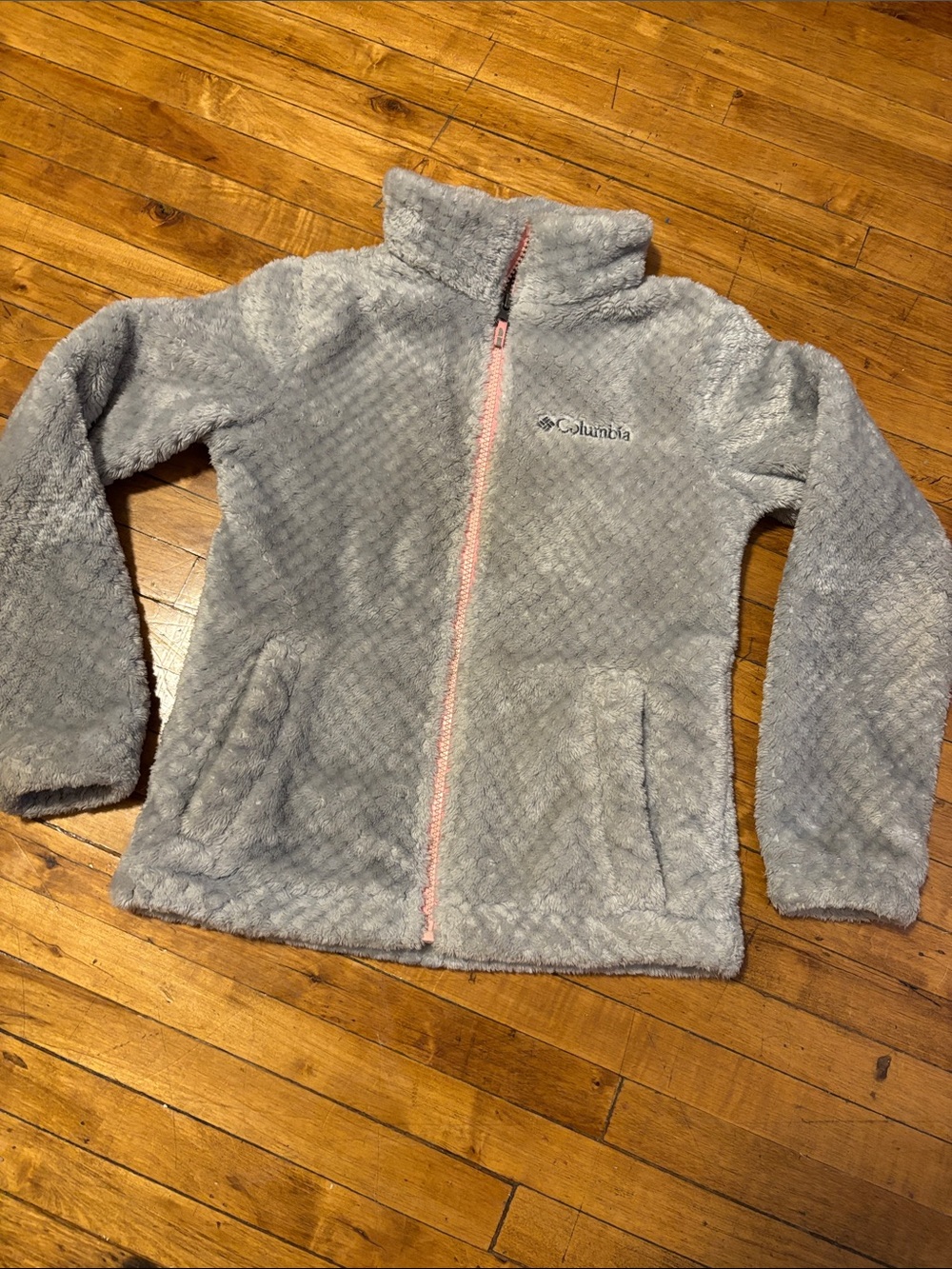 Columbia Light Gray Plush Fleece Jacket with Pink Zipper Trim